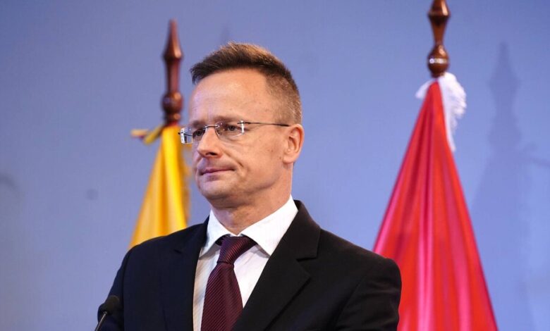 وزير خارجية هنغاريا: انتصار أوكرانيا "وهم" رغم الدعم الأوروبي الواسع 1 وزير خارجية هنغاريا: انتصار أوكرانيا "وهم" رغم الدعم الأوروبي الواسع