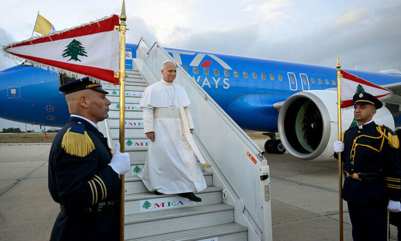 البابا ليو الـ14 يدعو إلى التعايش والسلام في لبنان