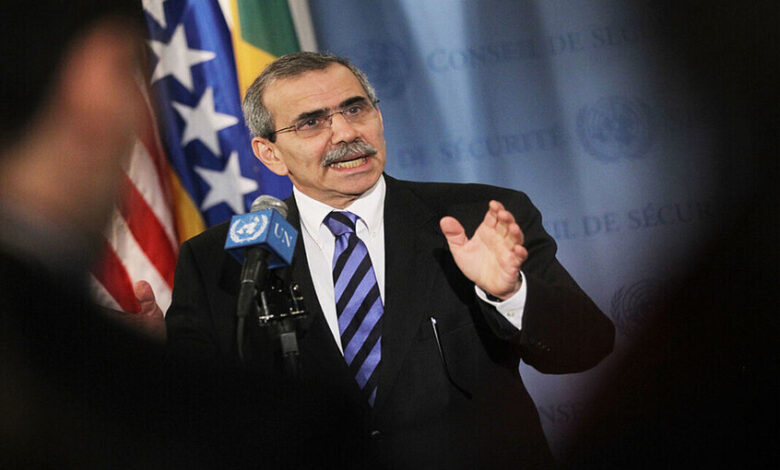 رئيس وزراء لبنان ينفي وجود مفاوضات سلام ويشترط التطبيع بالالتزام بمبادرة 2002