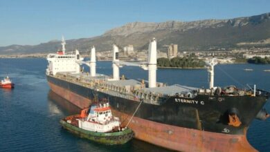 الحوثيون يفرجون عن 9 بحارة فلبينيين بعد احتجازهم منذ يوليو في البحر الأحمر