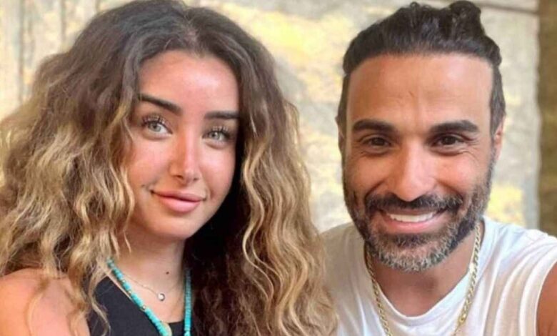 مصر :أحمد فهمي يرد على اتهامات تدخل عائلته ويكشف رسالة هنا الزاهد قبل لقائها التلفزيوني