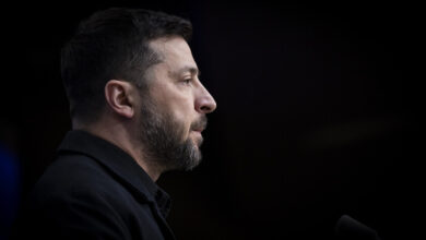 مجلة ألمانية تكشف محادثة هاتفية بين قادة أوروبيين وزيلينسكي بشأن الملف الأوكراني 7 مجلة ألمانية تكشف محادثة هاتفية بين قادة أوروبيين وزيلينسكي بشأن الملف الأوكراني