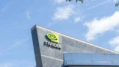 مشروع قانون أمريكي جديد لمنع "إنفيديا" من تصدير رقائق الذكاء الاصطناعي للصين وروسيا