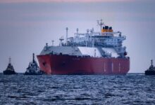 دول مجموعة السبع تبحث حظرًا كاملاً على خدمات النقل البحري للنفط الروسي