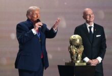 ترامب يفوز بأول "جائزة الفيفا للسلام" خلال حفل قرعة مونديال 2026