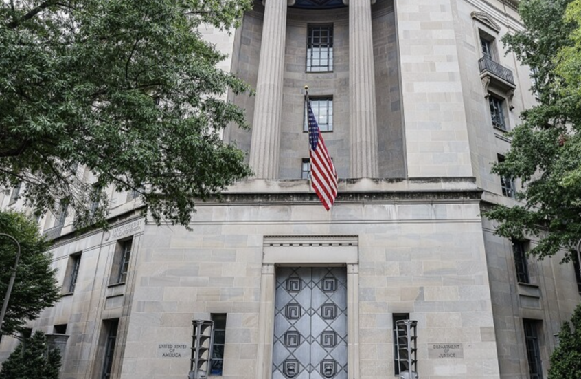 المحكمة العليا الأمريكية توافق على النظر في دستورية أمر ترامب بشأن الجنسية بالولادة