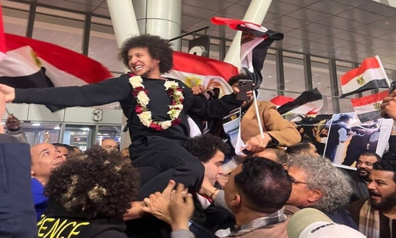 مصر.. عبد القادر ميدو يعود إلى مصر بعد إسقاط التهم عنه في لندن