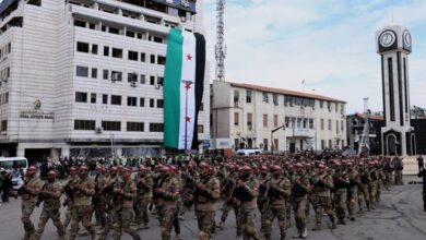 إسرائيل تدرس ردًا رسميًا على هتافات داعمة لغزة خلال العروض العسكرية السورية 5 إسرائيل تدرس ردًا رسميًا على هتافات داعمة لغزة خلال العروض العسكرية السورية