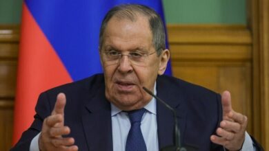 لافروف يحذر من رد روسي على أي تحركات عسكرية أو مصادرة أموال في أوكرانيا