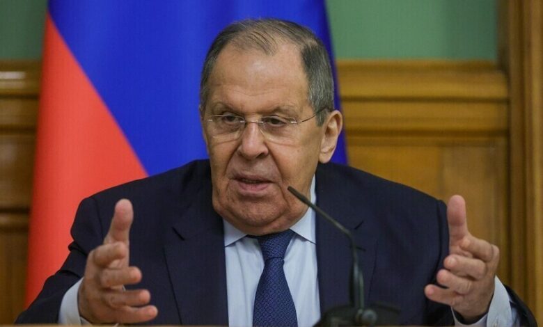 لافروف يحذر من رد روسي على أي تحركات عسكرية أو مصادرة أموال في أوكرانيا