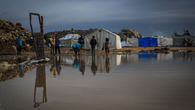 وفاة في قطاع غزة خلال 24 ساعة جراء العاصفة والبرد القارس 5 وفاة في قطاع غزة خلال 24 ساعة جراء العاصفة والبرد القارس