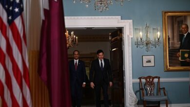 وزير الخارجية الأمريكي ونظيره القطري يبحثان التعاون الثنائي وملفي غزة وسوريا 2 وزير الخارجية الأمريكي ونظيره القطري يبحثان التعاون الثنائي وملفي غزة وسوريا