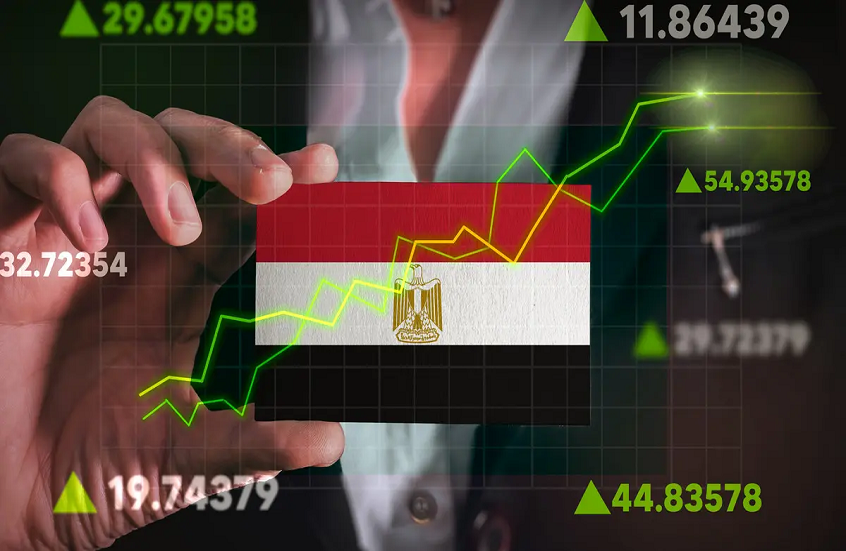 خبيرة اقتصادية تحذر من مخاطر تصاعد الديون في مصر 2 خبيرة اقتصادية تحذر من مخاطر تصاعد الديون في مصر