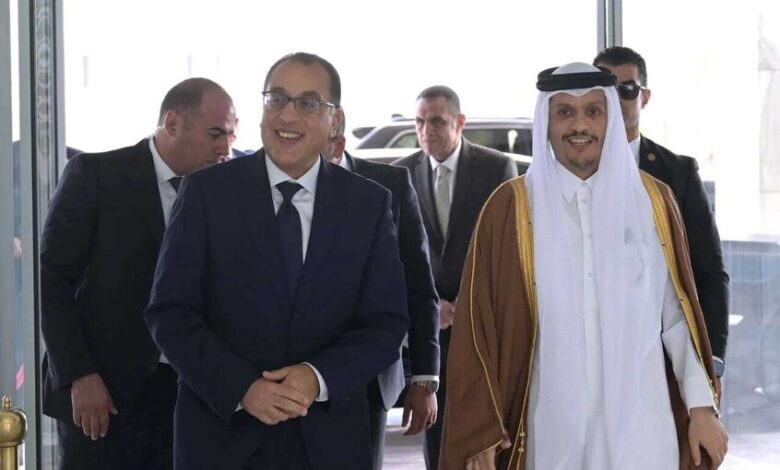 مصر تنفي شائعات التنازل عن أرض بالسخنة لصالح شركة قطرية 1 مصر تنفي شائعات التنازل عن أرض بالسخنة لصالح شركة قطرية