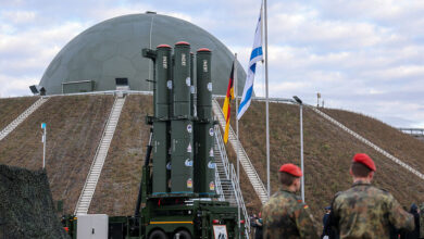 ألمانيا وإسرائيل توقّعان عقدًا بـ3.1 مليار دولار لتوسيع منظومة «آرو-3» للدفاع الصاروخي 3 ألمانيا وإسرائيل توقّعان عقدًا بـ3.1 مليار دولار لتوسيع منظومة «آرو-3» للدفاع الصاروخي