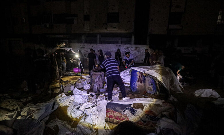 مقـ. ـتل 6 فلسطينيين بقصف إسرائيلي استهدف مدرسة تؤوي نازحين شرق غزة