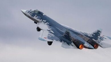 مقاتلة روسية تطير بمحرك جديد لأول مرة