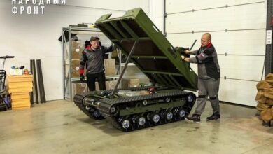 طلاب عسكريون روس يطورون مجمعا روبوتيا برمائيا فريدا