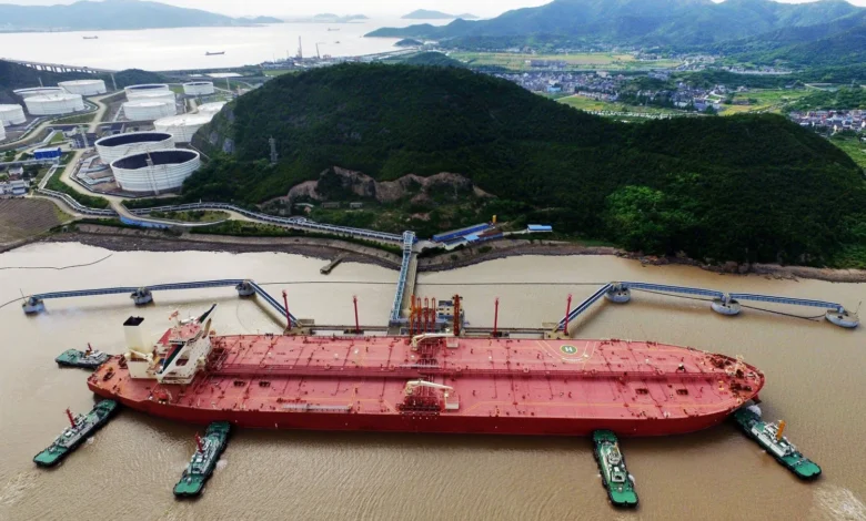 الصين تشغّل أول ناقلة نفط صديقة للبيئة في العالم