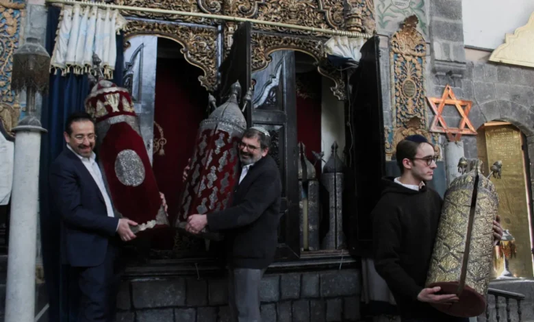 السلطات السورية الجديدة تمنح ترخيصًا رسميًا لمؤسسة التراث اليهودي لاستعادة ممتلكات الجالية 1 السلطات السورية الجديدة تمنح ترخيصًا رسميًا لمؤسسة التراث اليهودي لاستعادة ممتلكات الجالية