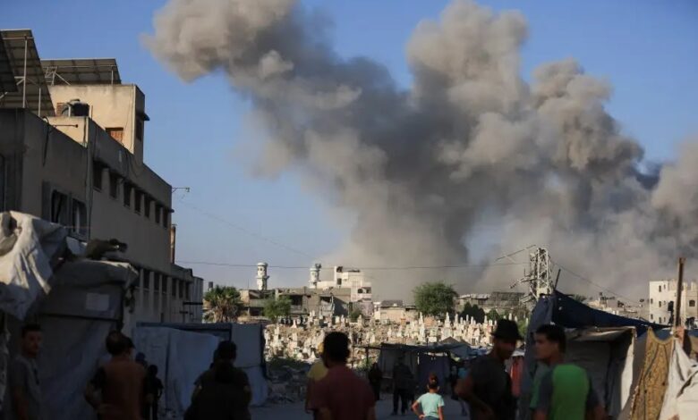 فلسطينيين يستشـ. ـهدون في غزة وقصف مستمر من إسرائيل في اليوم الـ53 لوقف إطلاق النار