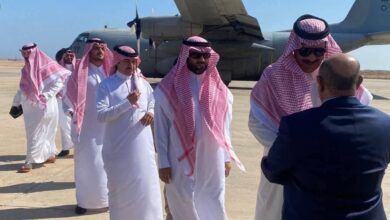 وفد عسكري سعودي يصل حضرموت باليمن لاحتواء التوتر الأمني وتصاعد تحركات الانتقالي الجنوبي 3 وفد عسكري سعودي يصل حضرموت باليمن لاحتواء التوتر الأمني وتصاعد تحركات الانتقالي الجنوبي