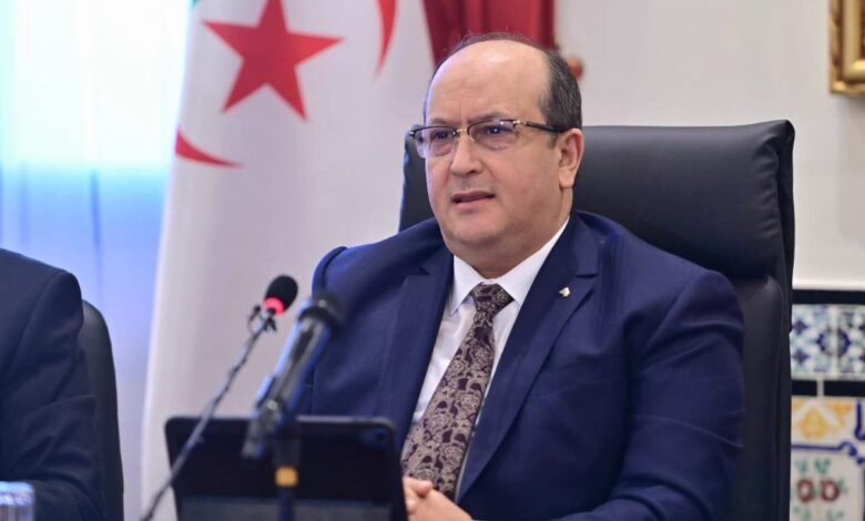 الوزير الأول الجزائري : التعاون الجزائري–التونسي بلغ درجة نضج تسمح بتذليل العقبات