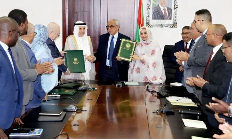 توقيع اتفاقيتي تمويل بقيمة 32 مليون دينار كويتي لمشاريع طرق ومياه في موريتانيا 1 توقيع اتفاقيتي تمويل بقيمة 32 مليون دينار كويتي لمشاريع طرق ومياه في موريتانيا