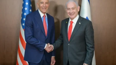 نتنياهو يلتقي المبعوث الأميركي توم برّاك وسط ضغوط للانتقال إلى المرحلة الثانية من وقف النار في غزة