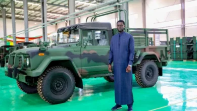 السنغال تفتتح أول مصنع لتجميع المركبات العسكرية في ديامنياديو