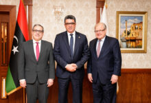 مسؤول أمريكي يبحث في طرابلس تعزيز الحوكمة المالية مع ديوان المحاسبة الليبي