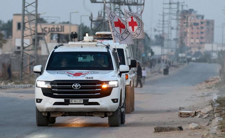 إذاعة الجيش الإسرائيلي: من المتوقع أن يتسلم الجيش جـ.ثة أسير من قطاع غزة اليوم 1 إذاعة الجيش الإسرائيلي: من المتوقع أن يتسلم الجيش جـ.ثة أسير من قطاع غزة اليوم