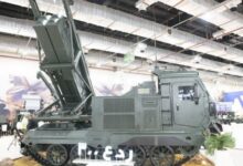 مصر تستعرض قوتها بدخول مرحلة متقدمة في صناعة المسيرات وراجمات الصواريخ