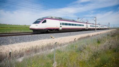 السعودية وقطر تطلقان مشروع الربط بالقطار الكهربائي السريع