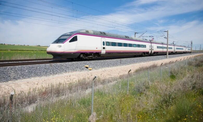 السعودية وقطر تطلقان مشروع الربط بالقطار الكهربائي السريع