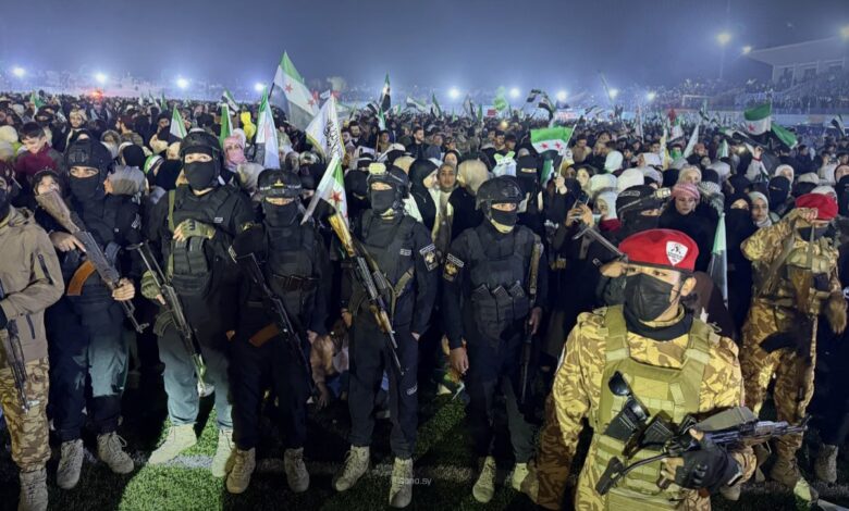 سوريون يحتفلون بالذكرى الأولى لإسقاط نظام بشار الأسد