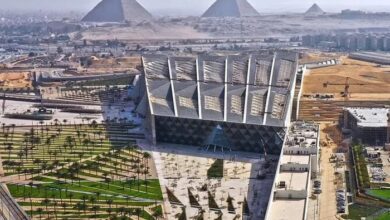 مصر تعلن مخططاً لتطوير محيط أهرامات الجيزة والمتحف المصري الكبير
