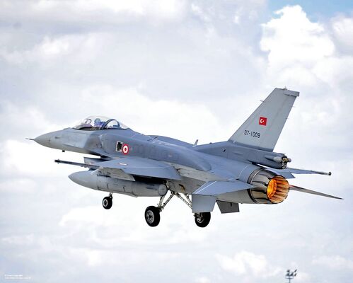 تركيا تسقط طائرة مسيّرة اقتربت من مجالها الجوي فوق البحر الأسود 1 تركيا تسقط طائرة مسيّرة اقتربت من مجالها الجوي فوق البحر الأسود