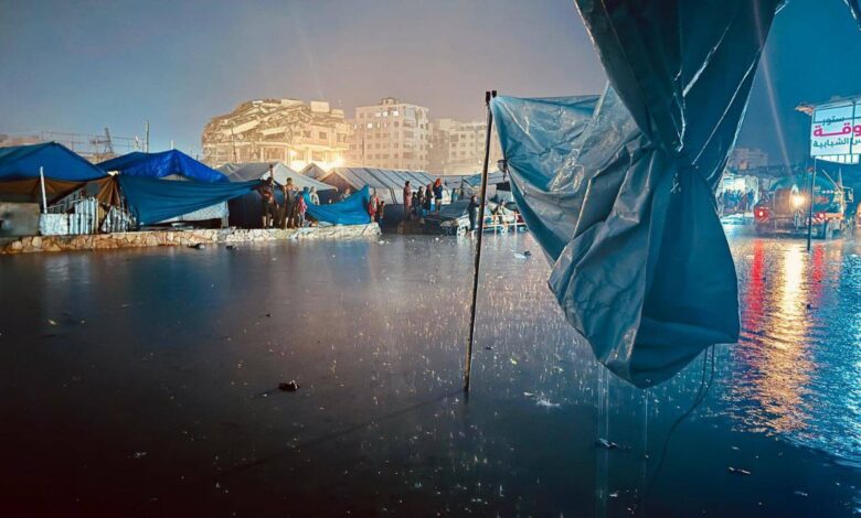 حركة "حمـ.اس": شعبنا في قطاع غزة يواجه كارثة إنسانية متعاظمة بفعل الأحوال الجوية القاسية وما خلفته حرب الإبـ.ادة 1 حركة "حمـ.اس": شعبنا في قطاع غزة يواجه كارثة إنسانية متعاظمة بفعل الأحوال الجوية القاسية وما خلفته حرب الإبـ.ادة