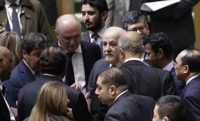 مندوب فلسطين بالأمم المتحدة: إسرائيل تواصل خرق القرارات الدولية وتعرقل إدخال المساعدات إلى غزة