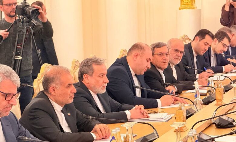 مباحثات روسية-إيرانية في موسكو حول التعاون الإقليمي والدولي