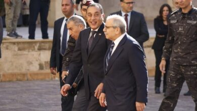 رئيس الوزراء المصري يبدأ لقاءات رسمية في بيروت لبحث التعاون الثنائي والتطورات الإقليمية