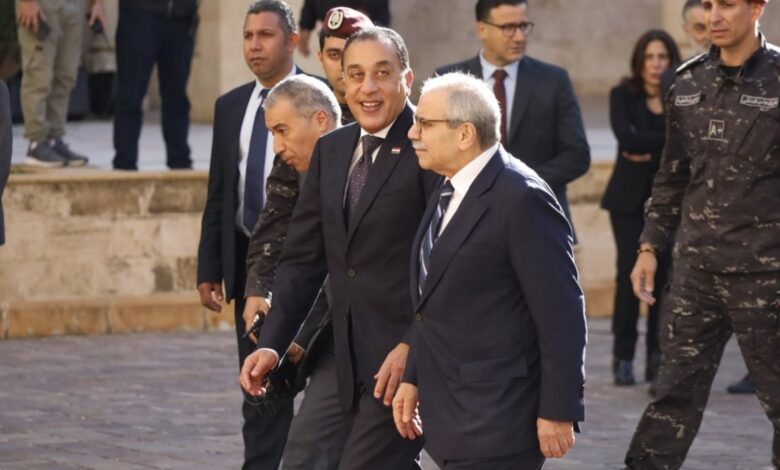 رئيس الوزراء المصري يبدأ لقاءات رسمية في بيروت لبحث التعاون الثنائي والتطورات الإقليمية
