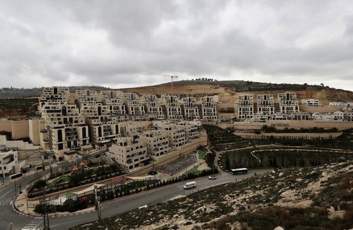 إسرائيل تصادق على بناء 398 وحدة سكنية جديدة في مستوطنة بالضفة الغربية
