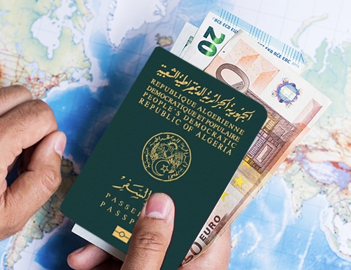 وزير الداخليه الجزائري :كشف عمليات احتيال واسعة تطال منحة السفر إلى الخارج 1 وزير الداخليه الجزائري :كشف عمليات احتيال واسعة تطال منحة السفر إلى الخارج