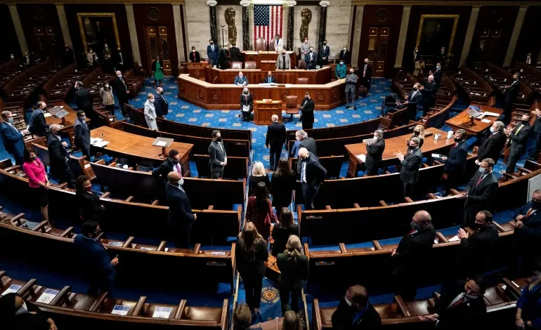 العراق يرحب بإلغاء الكونغرس الأمريكي لتفويضَي استخدام القوة العسكرية 1 العراق يرحب بإلغاء الكونغرس الأمريكي لتفويضَي استخدام القوة العسكرية