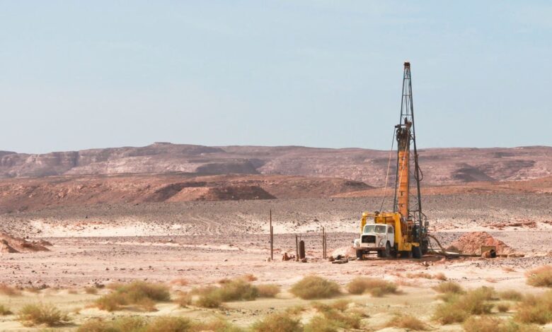 مصر تتفق مع شركات أجنبية لحفر 26 بئراً استكشافية للنفط والغاز في الربع الأول من 2026 1 مصر تتفق مع شركات أجنبية لحفر 26 بئراً استكشافية للنفط والغاز في الربع الأول من 2026