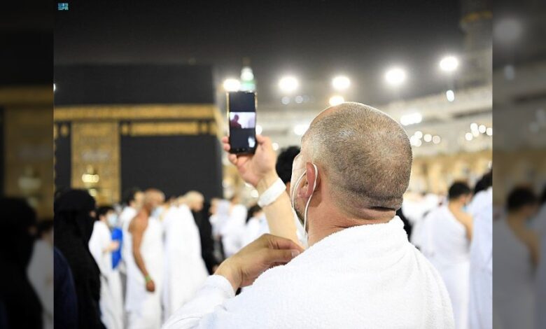 السعودية تحظر التصوير داخل الحرمين خلال موسم حج 2026