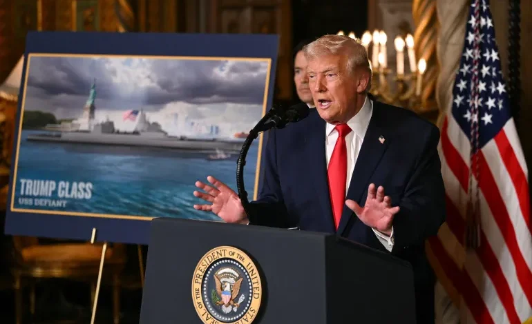 ترامب يعلن إطلاق طراز جديد من السفن الحربية يضم أكبر سفينة في تاريخ العالم