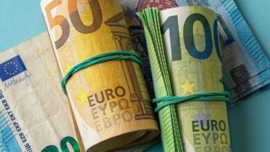 اليورو يرتفع مجددًا في السوق الموازية بالجزائر